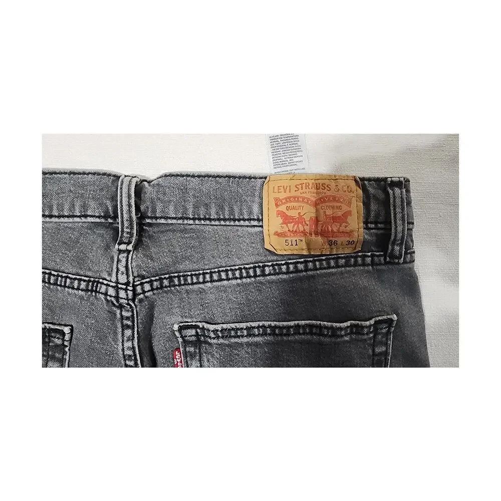 Levis used good